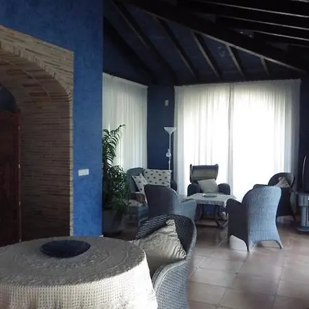 Klein Spaans Geluk B&B 자베아