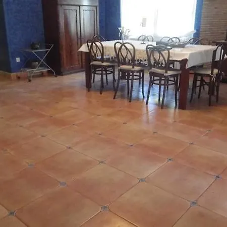Klein Spaans Geluk B&B 자베아